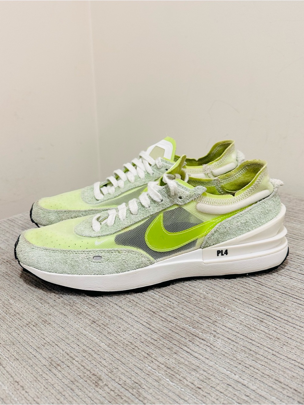 Nike Waffle One By You Custom Neon Volt Mint Green DJ0966-991 Men's Size 10.5